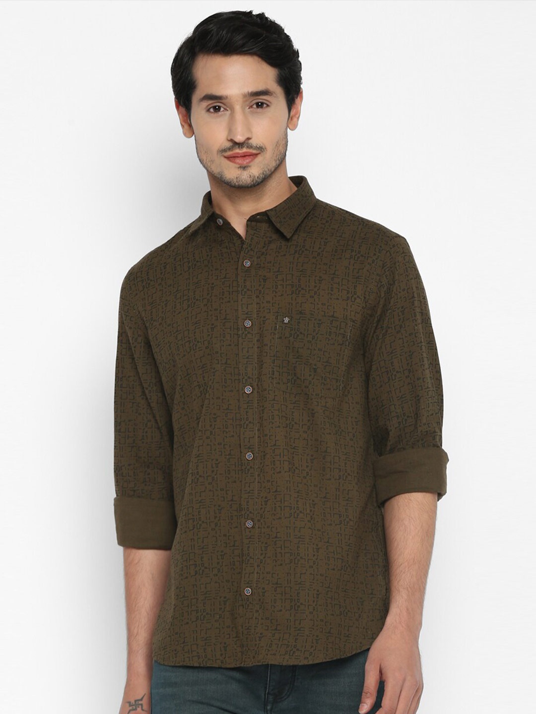 

Turtle Men Brown Slim Fit Printed Semiformal Shirt
