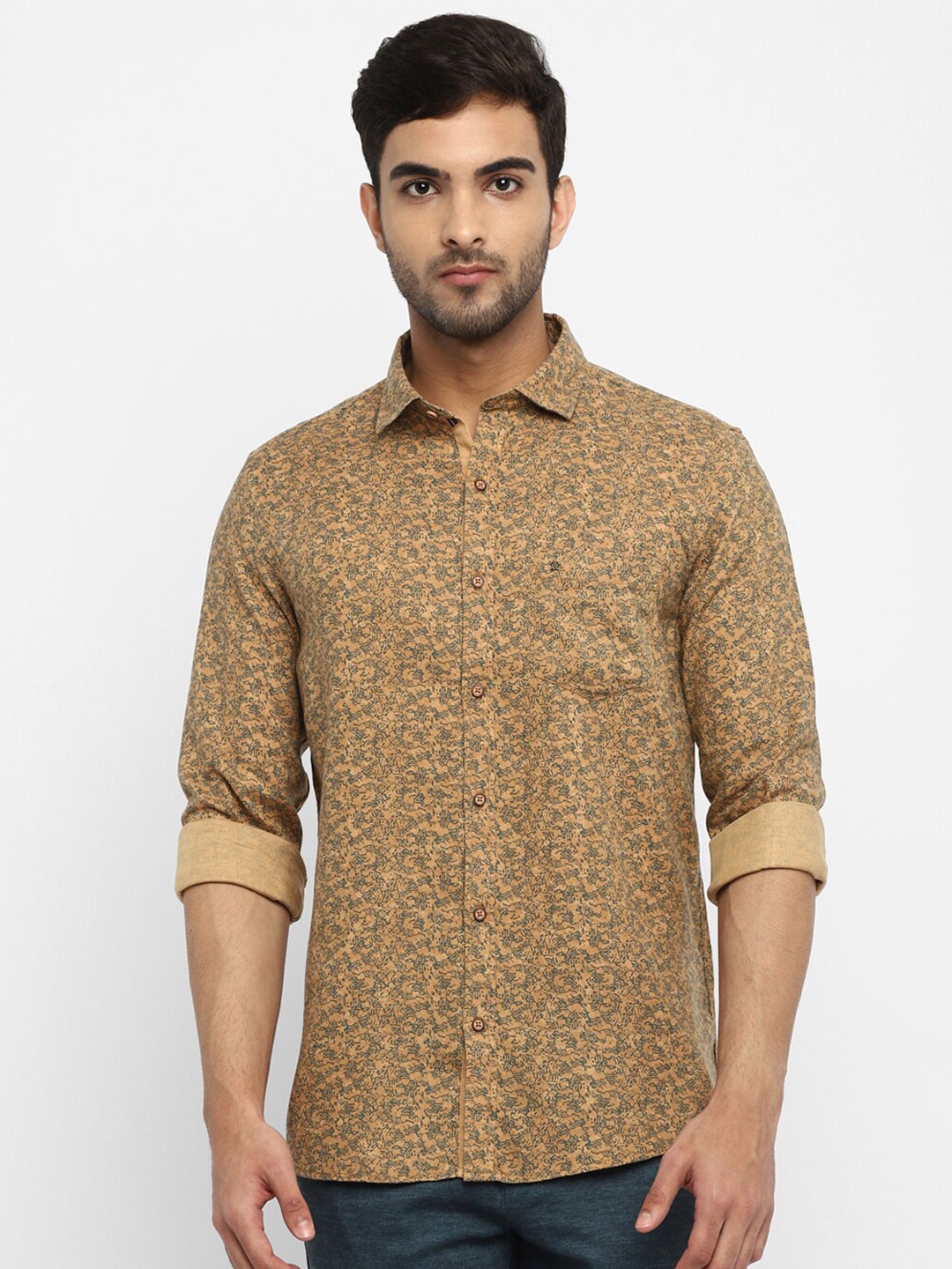 

Turtle Men Khaki Slim Fit Floral Printed Shirt