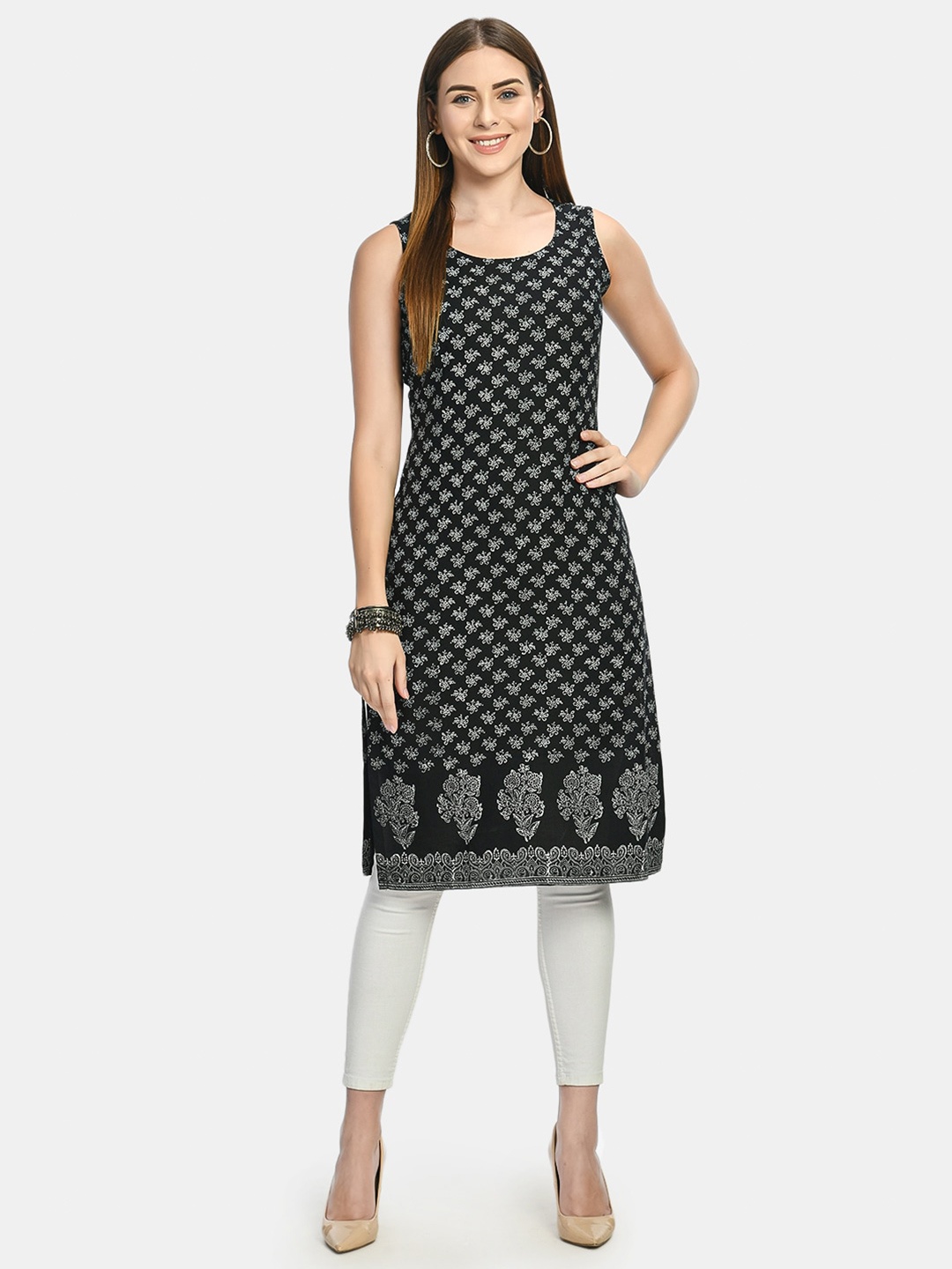 

Akshatani Women Black & Silver-Toned Ethnic Motifs Handblock Printed Kurta