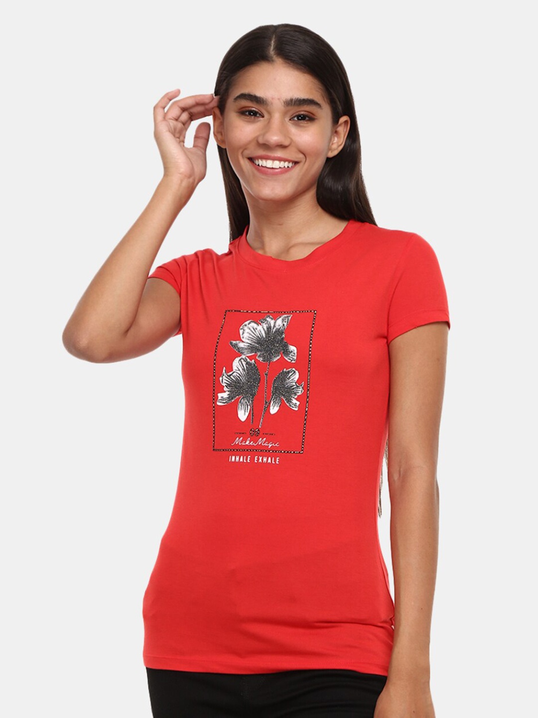 

V-Mart Women Red & crimson Floral Printed T-shirt