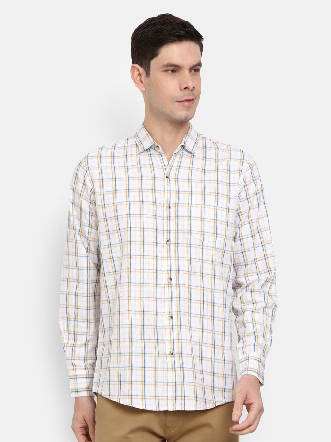 

V-Mart Men White Checked Casual Shirt