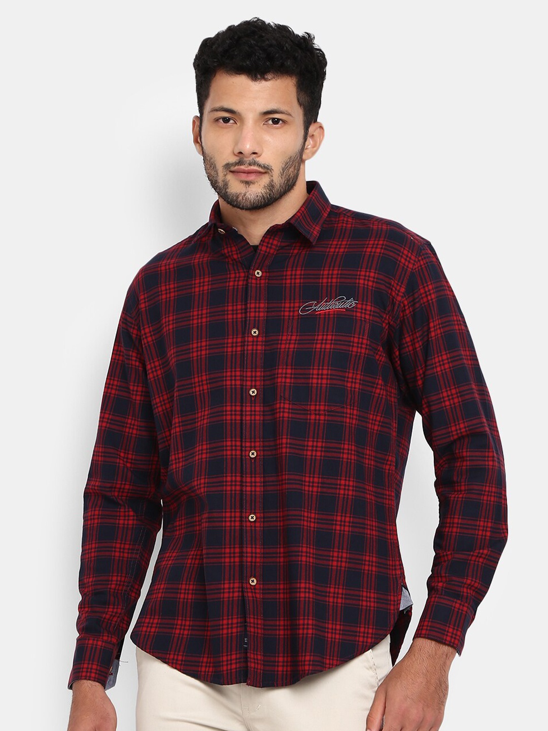 

V-Mart Men Red Checked Casual Shirt