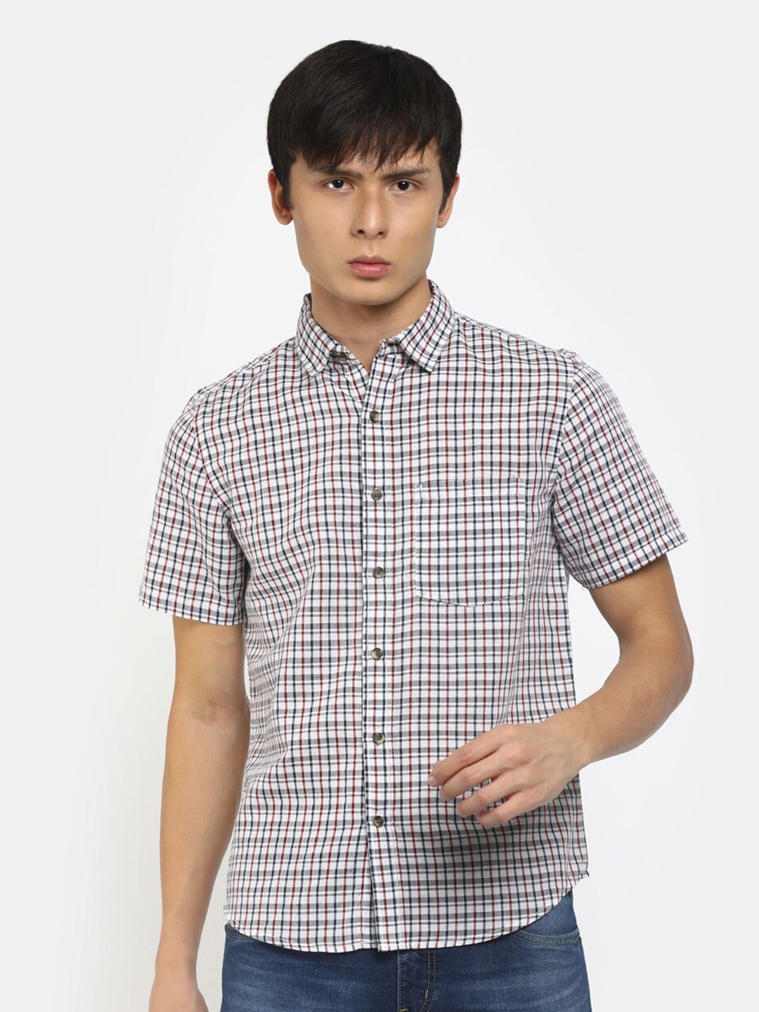 

V-Mart Men White Gingham Checks Checked Casual Shirt