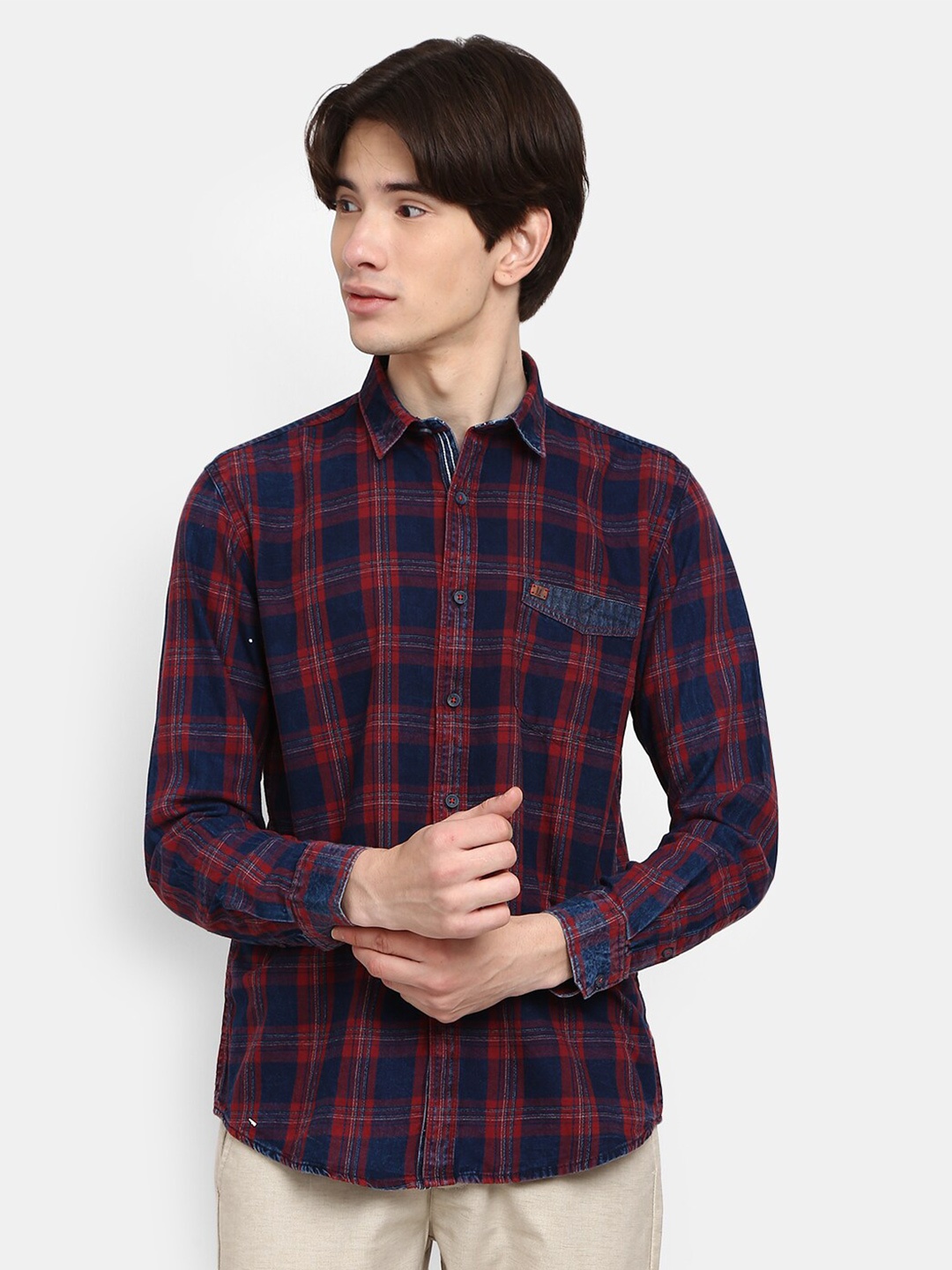 

V-Mart Men Navy Blue Checked Casual Shirt