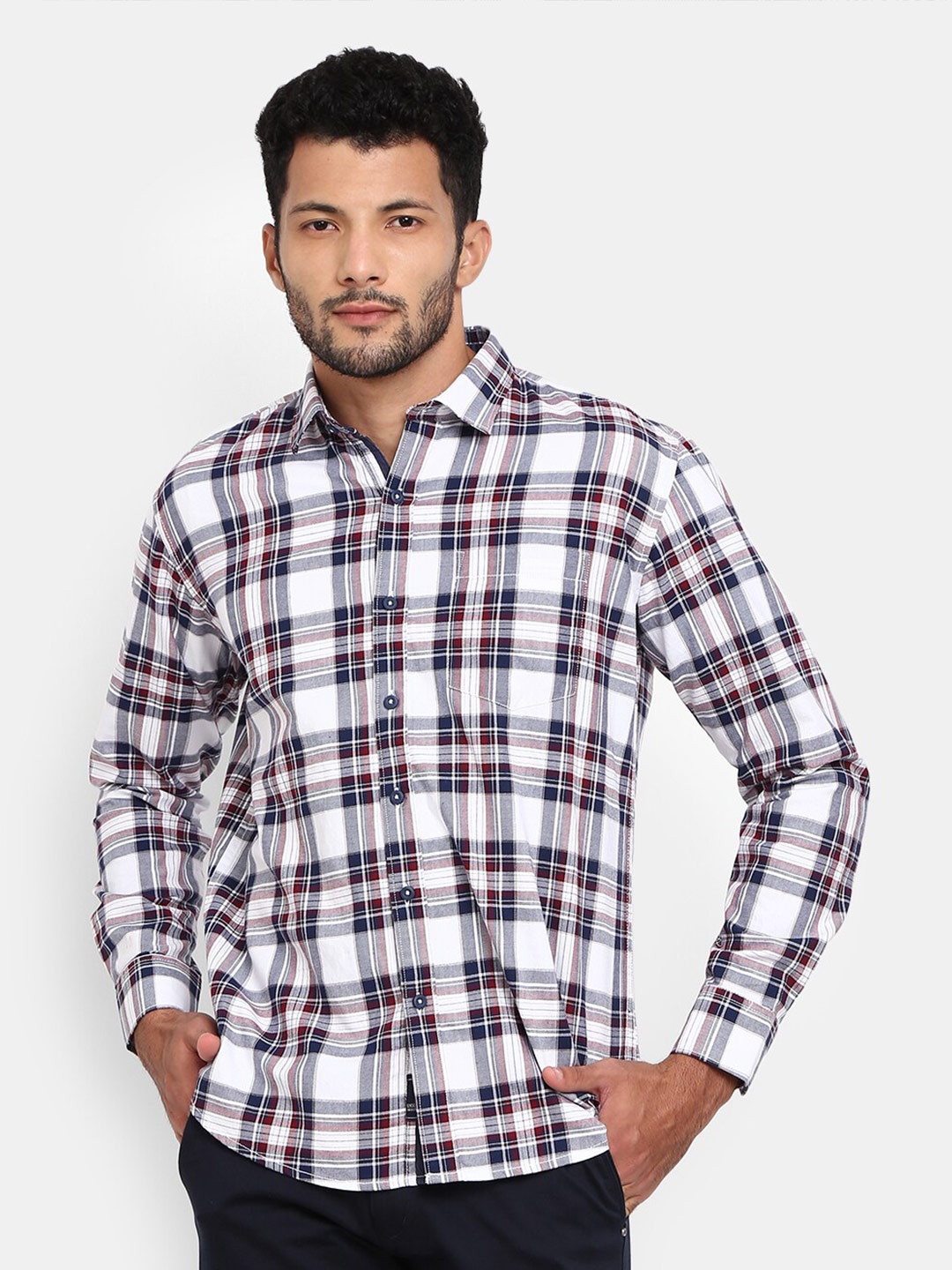 

V-Mart Men's White Tartan Checks Spread Collar Casual Shirt