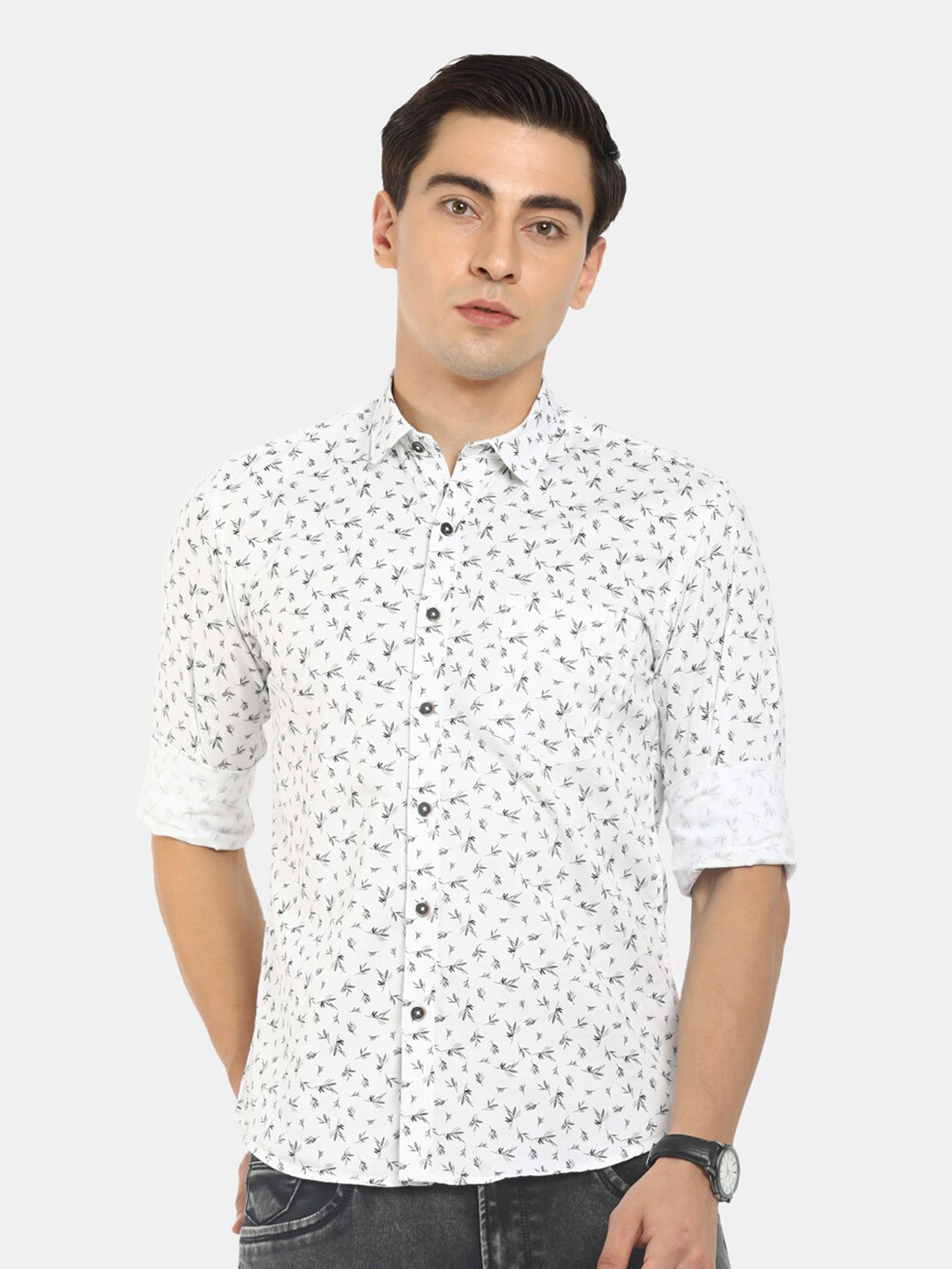 

V-Mart Men Cream-Coloured Floral Printed Casual Shirt
