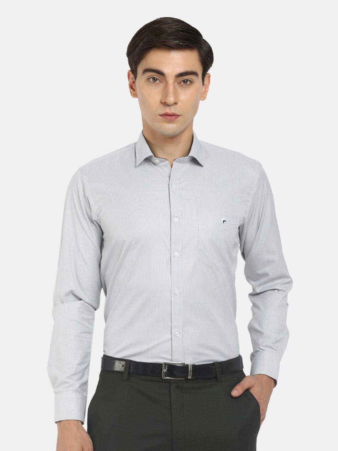 

V-Mart Men Black Striped Formal Shirt