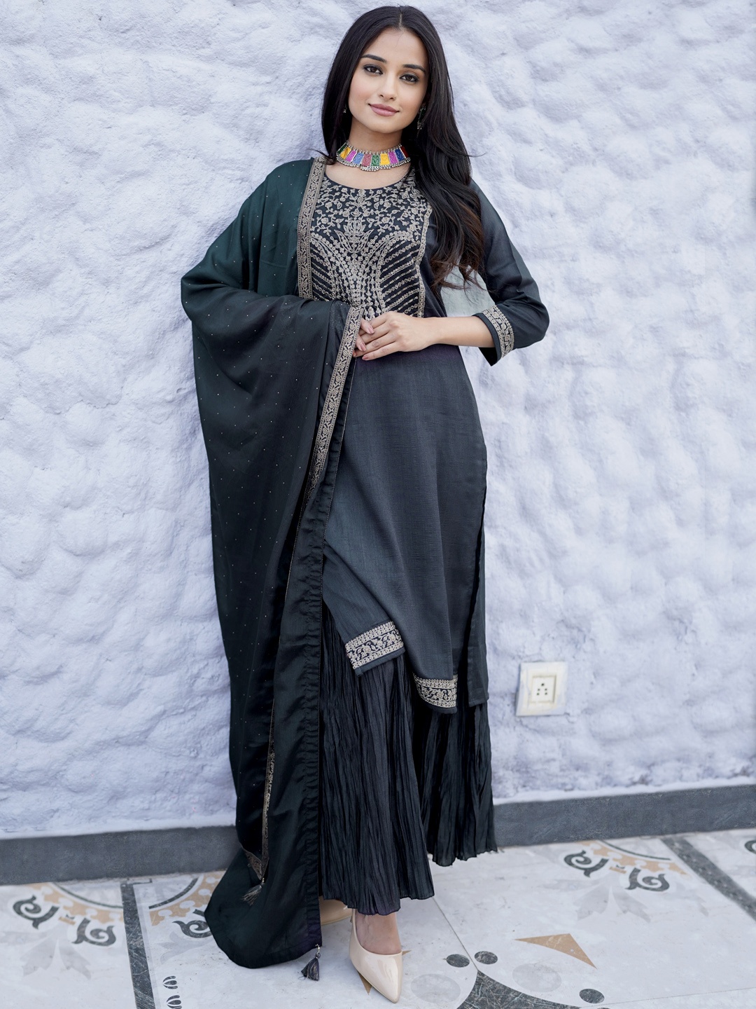 

Libas Floral Yoke Design Kurta With Sharara & Dupatta, Charcoal