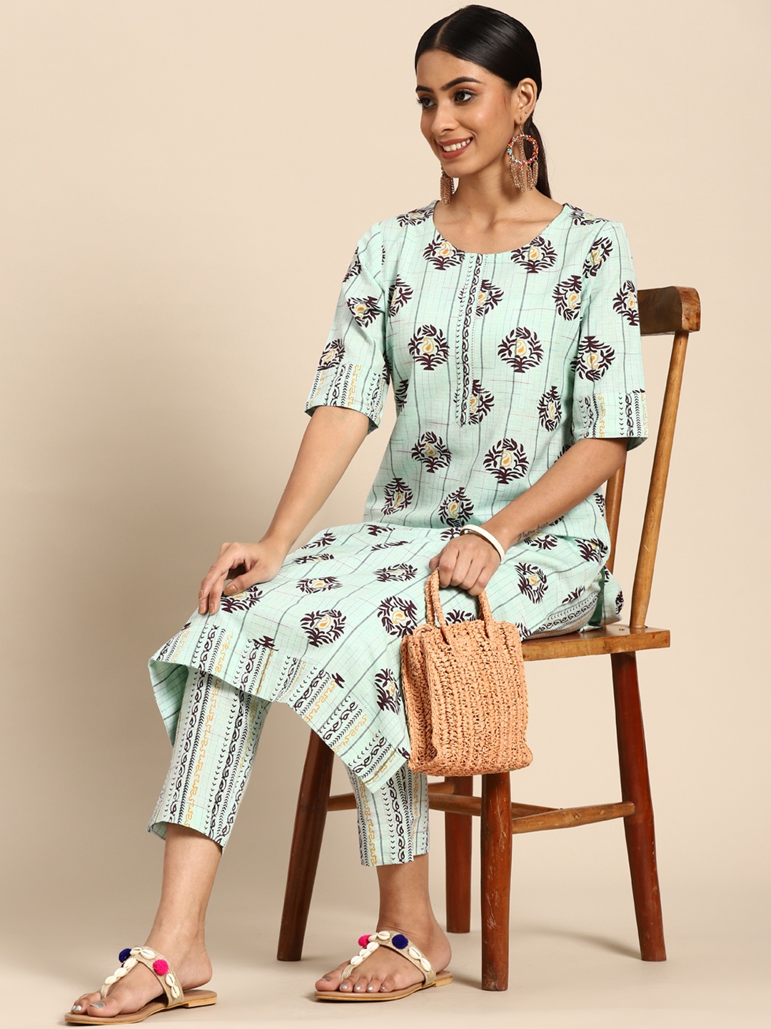 

Sangria Women Sea Green Ethnic Motifs Printed Kurta with Trousers