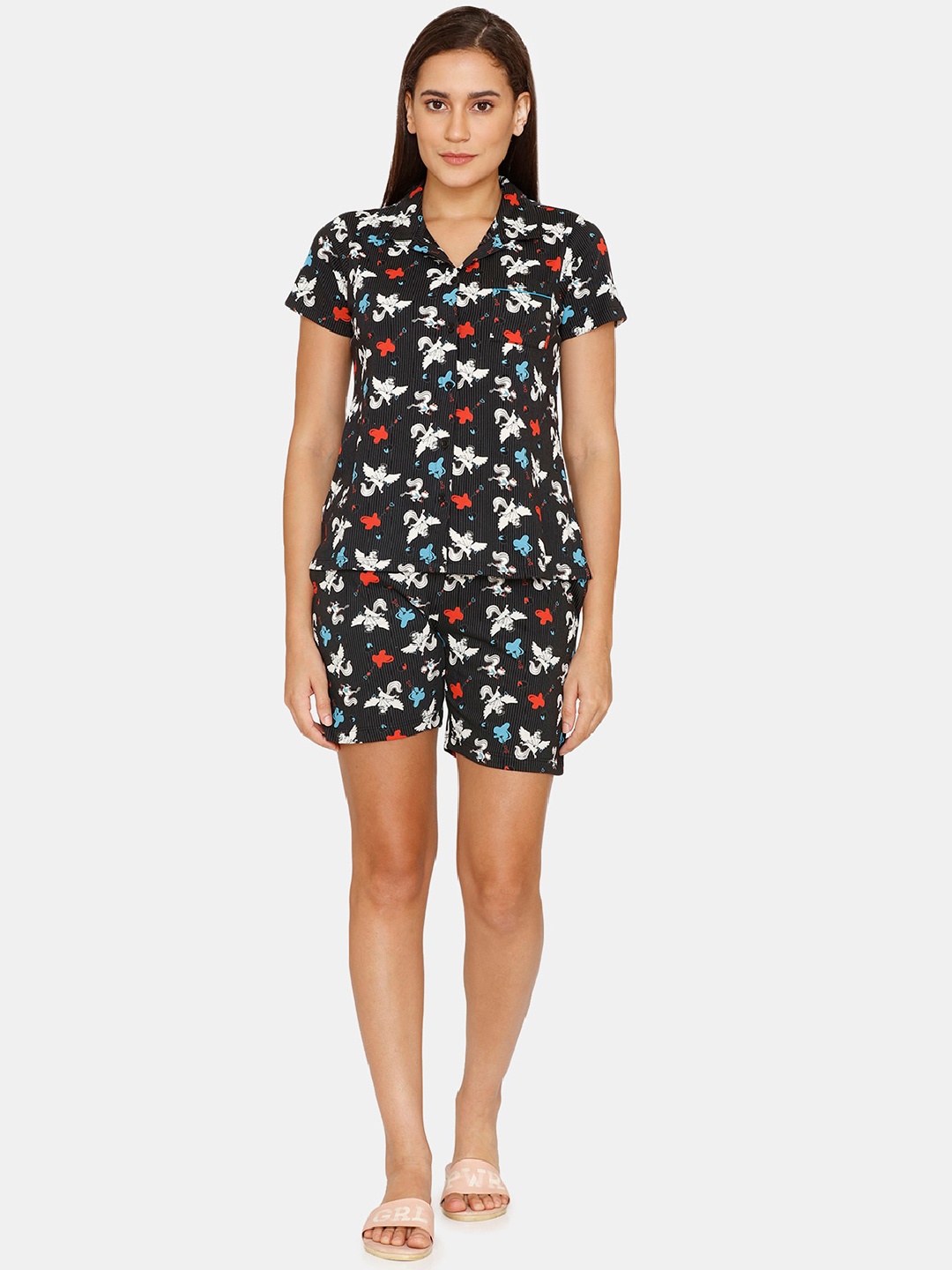 

Zivame Women Black & White Printed Night suit