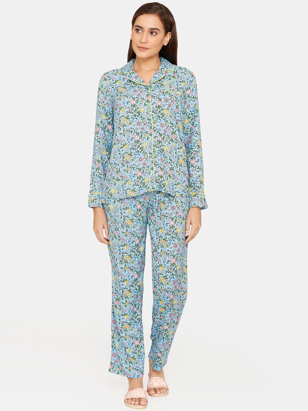 

Zivame Women Blue & Green Printed Night suit