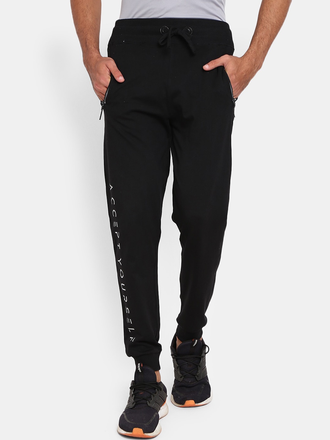 

V-Mart Men Black Regular Fit Printed Cotton Track Pants