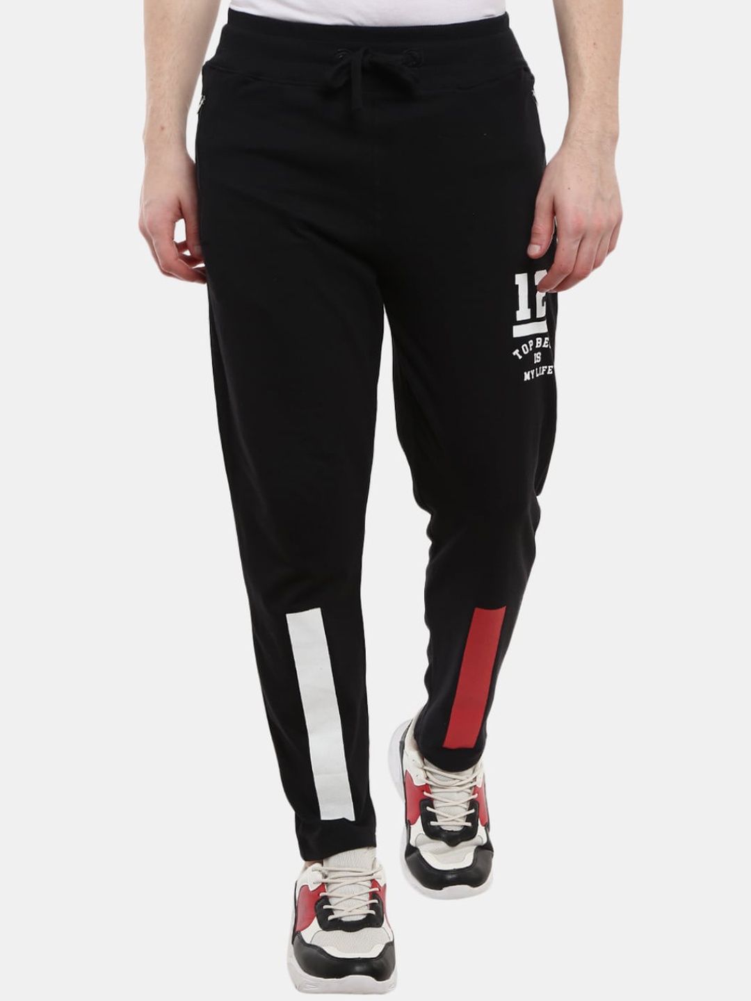 

V-Mart Men Black Solid Cotton Track Pant