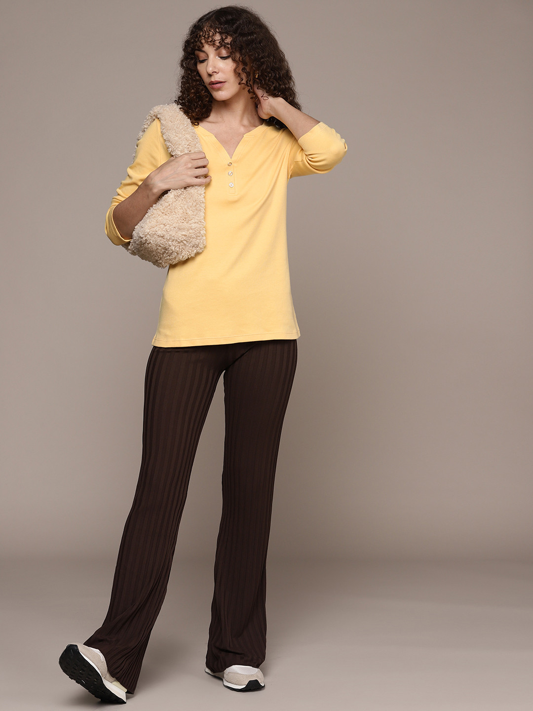 

Macy's Karen Scott Women Yellow V-Neck Pure Cotton Solid T-shirt