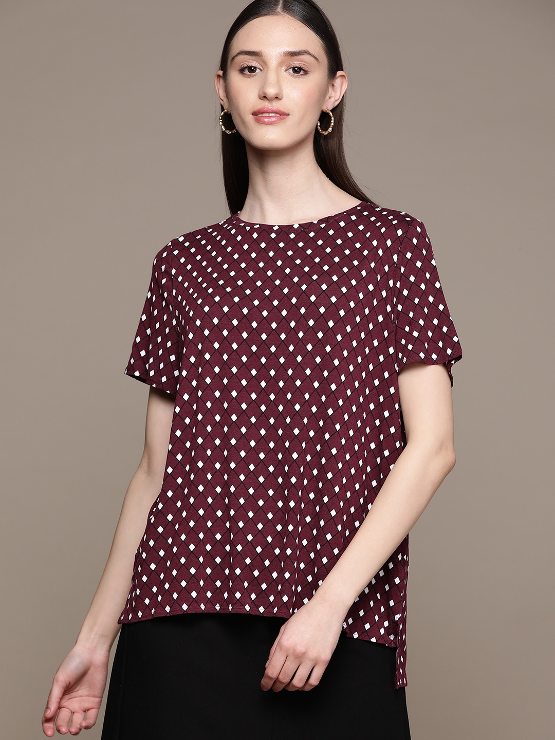 

Macy's Alfani Women Burgundy & White Printed T-shirt
