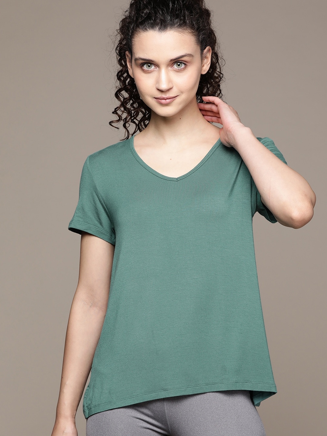 

Macy's Ideology Women Green V-Neck T-shirt