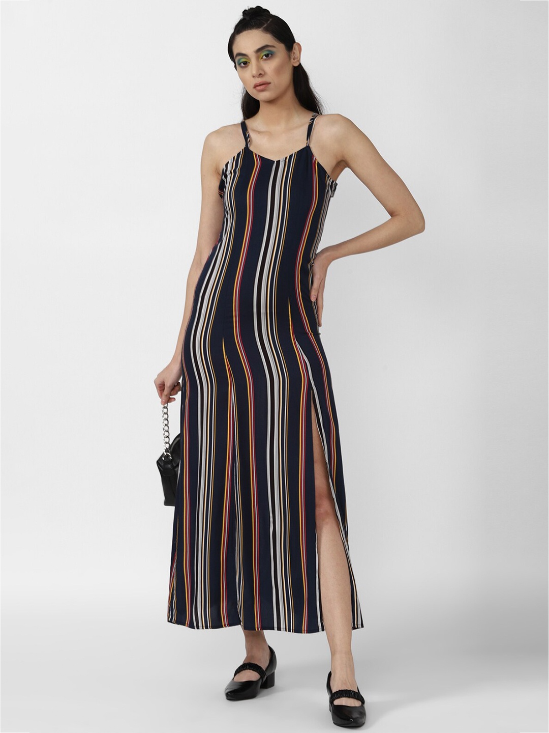 

FOREVER 21 Black Striped Maxi Dress with Front Slit