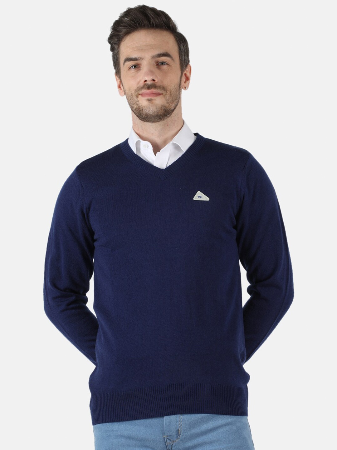 

Monte Carlo Men V-Neck Blue Pullover