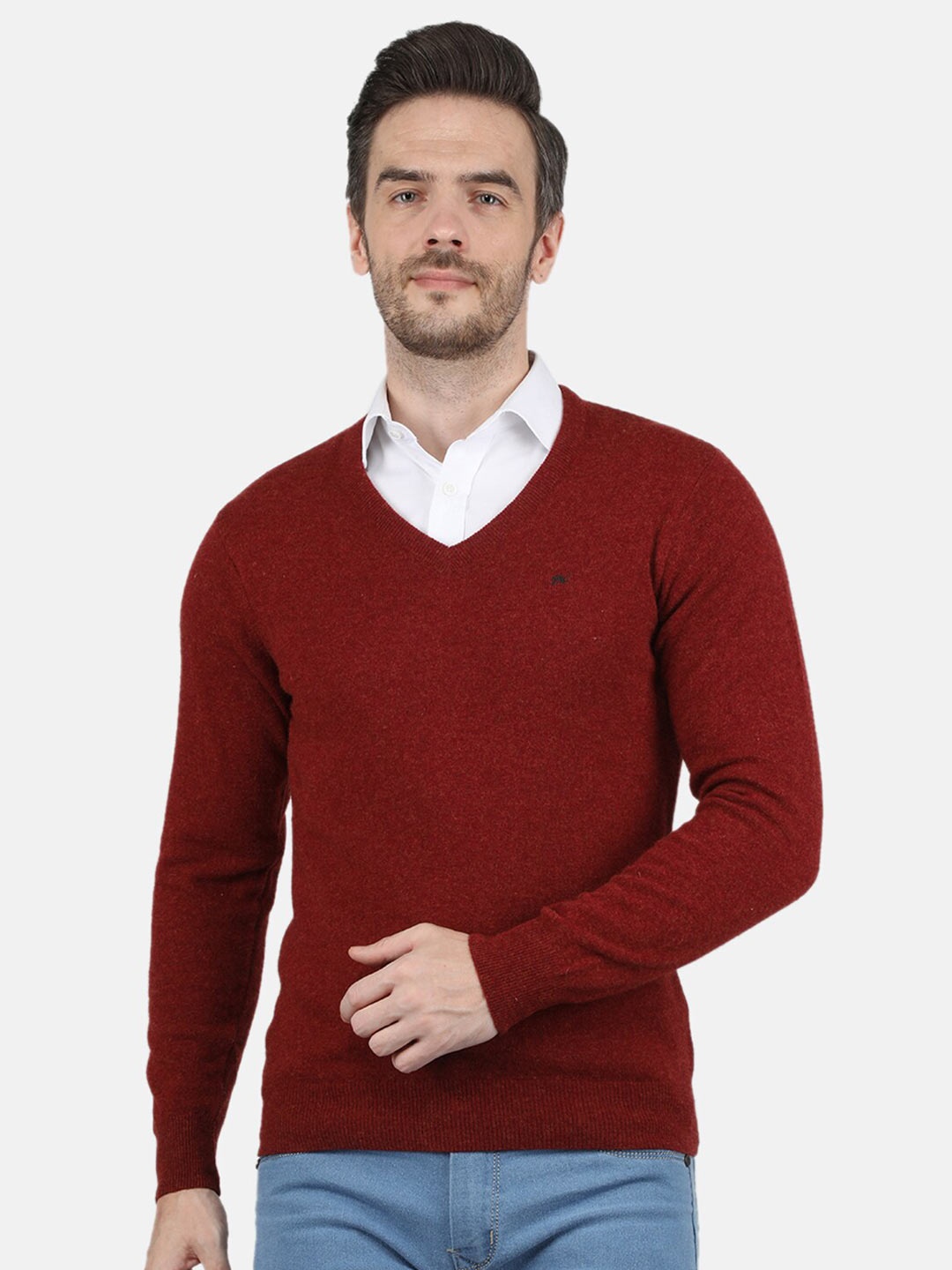 

Monte Carlo Men's Lambs Wool Rust Solid V-Neck Pullover