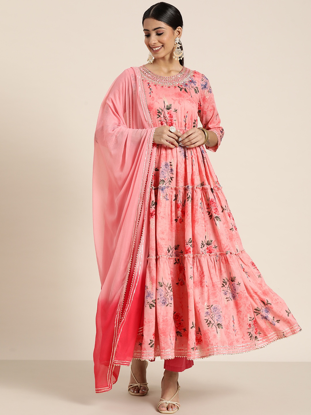 

Rain & Rainbow Women Coral Floral Printed Gotta Patti Anarkali Kurta