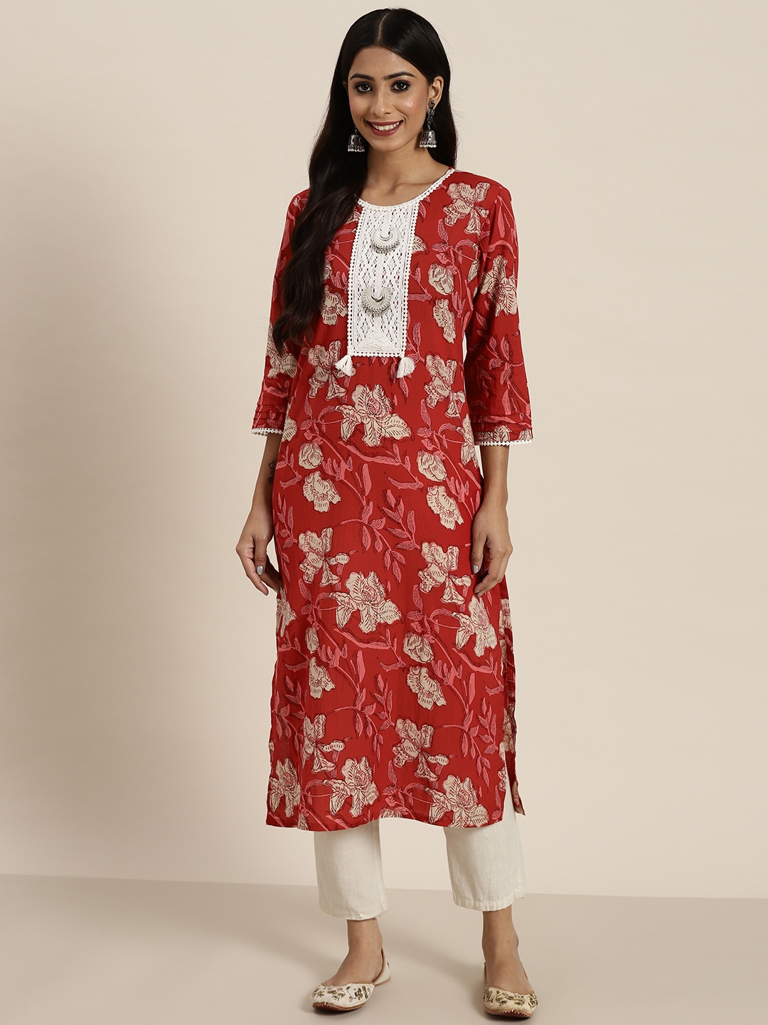 

Rain & Rainbow Women Red & White Floral Printed Floral Cotton Kurta