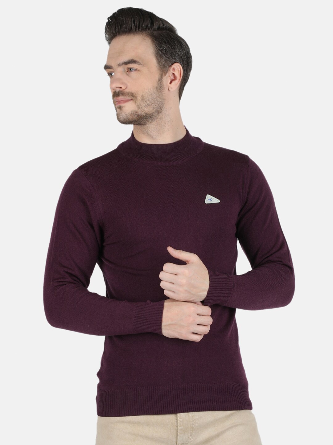 

Monte Carlo Men Purple Solid T Neck Pullover