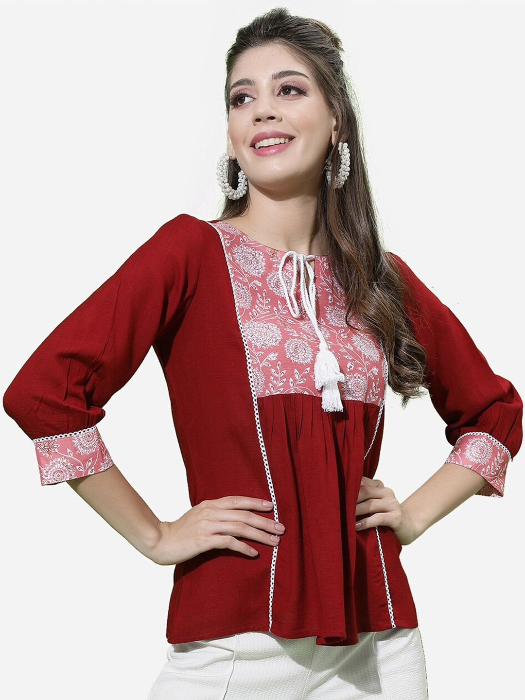 

Selvia Red Floral Print Tie-Up Neck Top