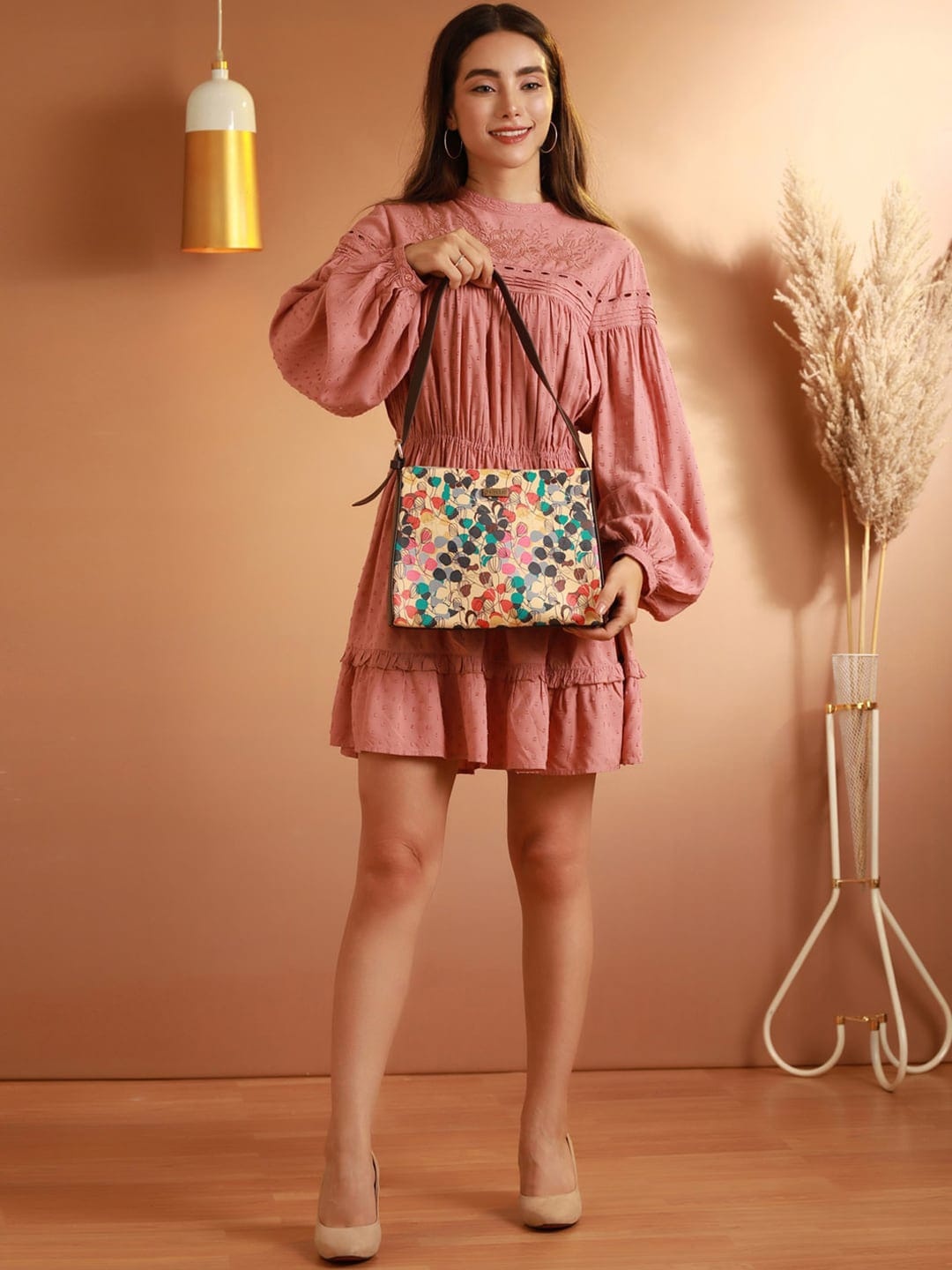 

Priyaasi Multicoloured Floral Printed Structured Shoulder Bag, Multi