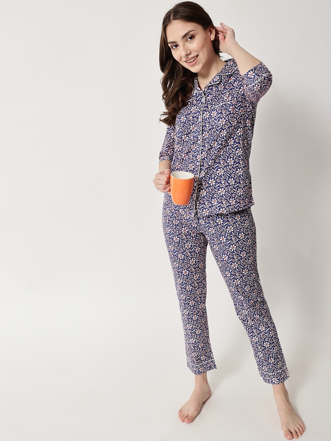 

Kashana Women Blue Floral Printed Night suit