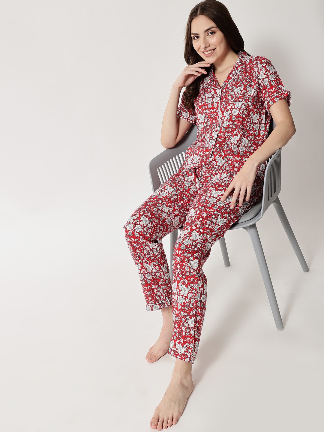 

Kashana Women Red & White Printed Night suit