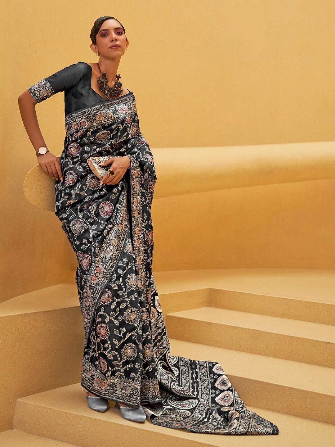

Mitera Charcoal & Gold-Toned Ethnic Motifs Silk Blend Muga Saree