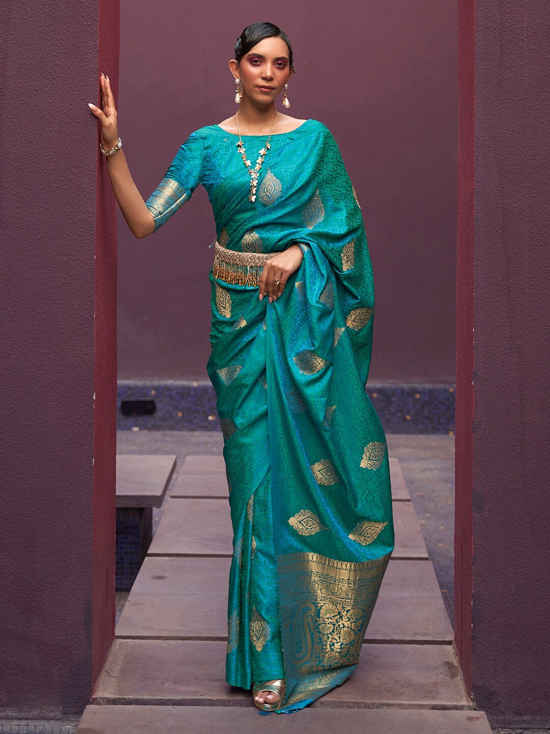 

Mitera Teal & Gold-Toned Bagh Silk Banarasi Saree