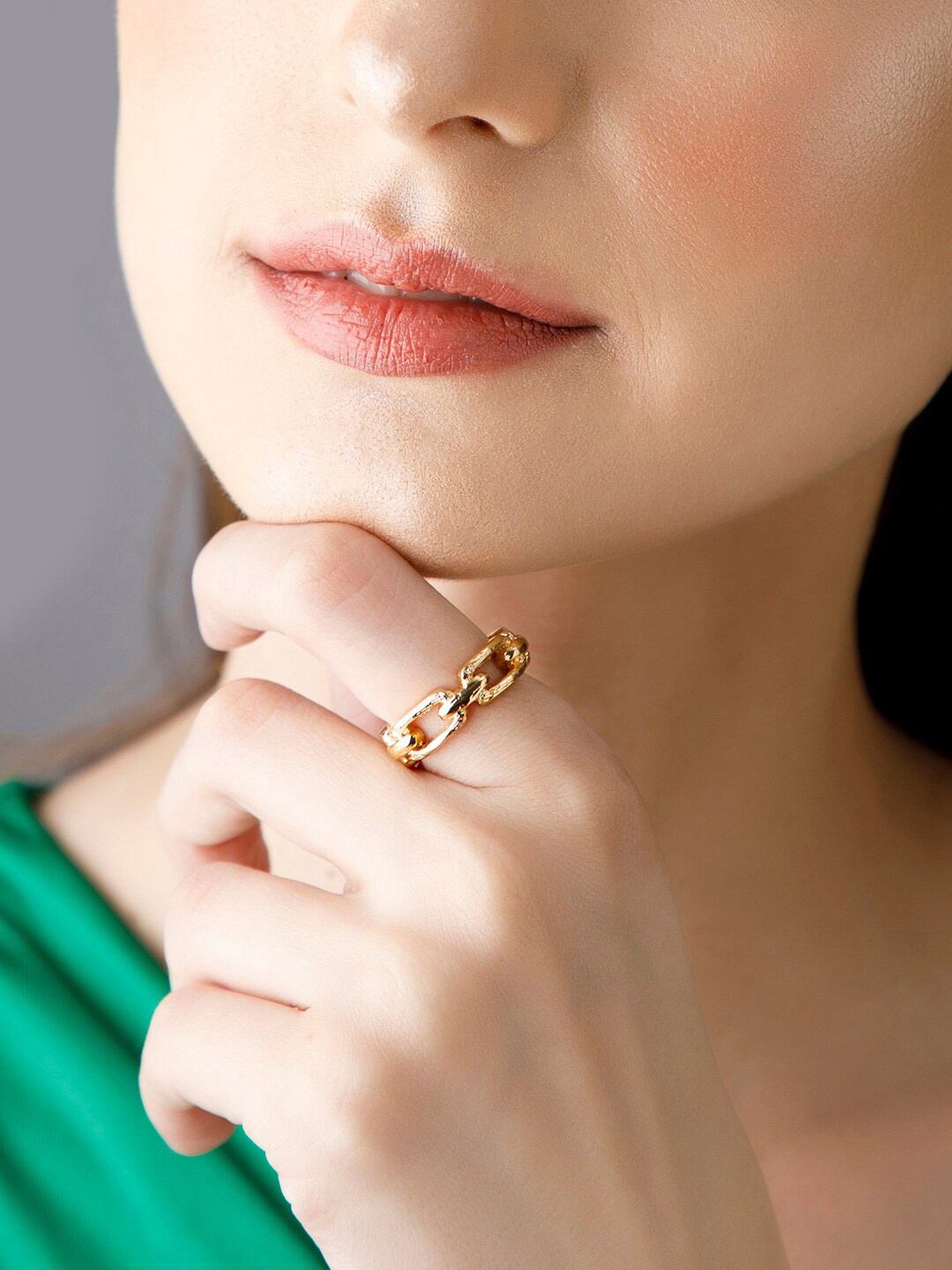

Rubans Voguish Women Gold-Plated Chain linked Finger Ring