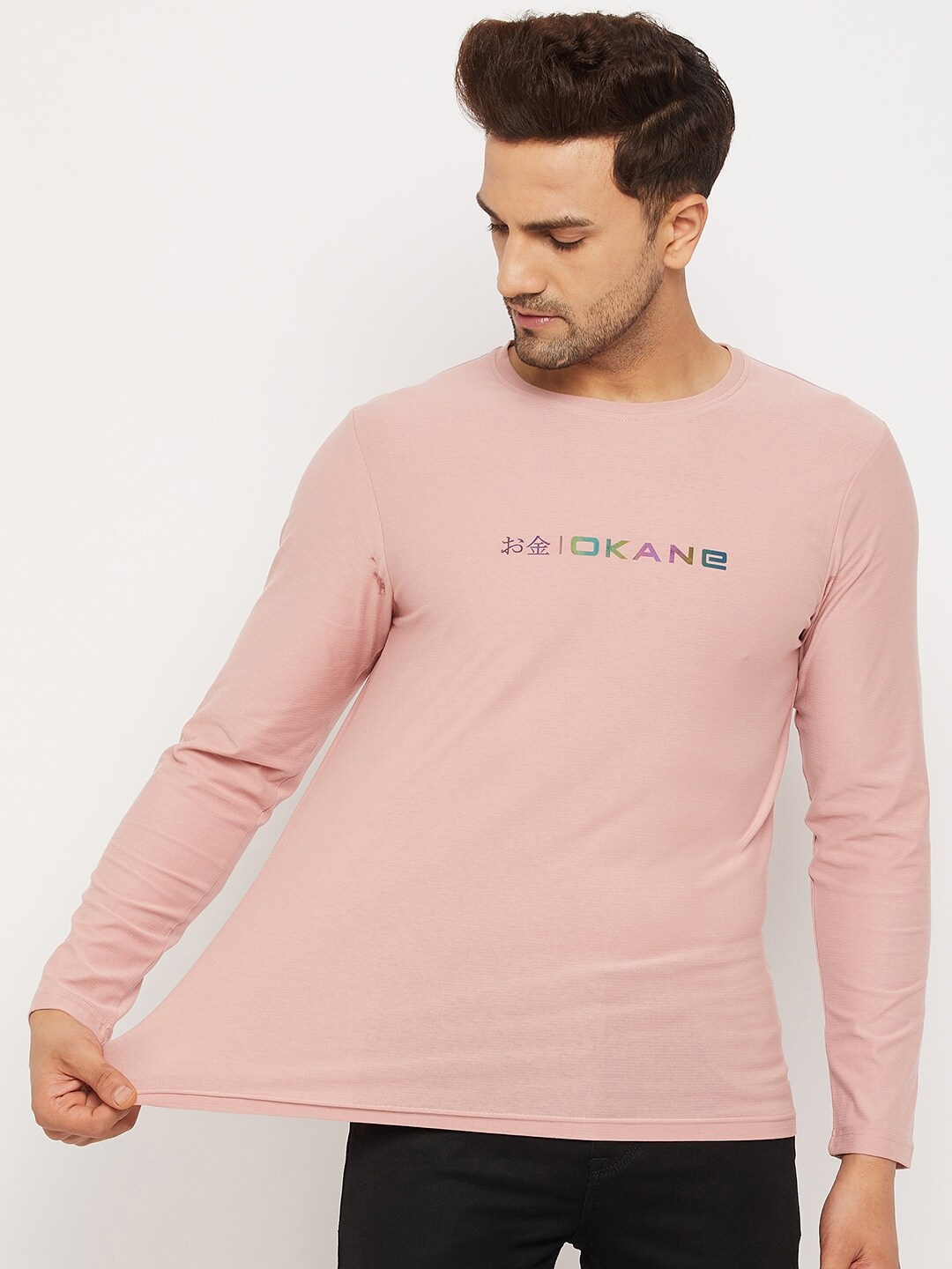 

Okane Men Pink Typography T-shirt