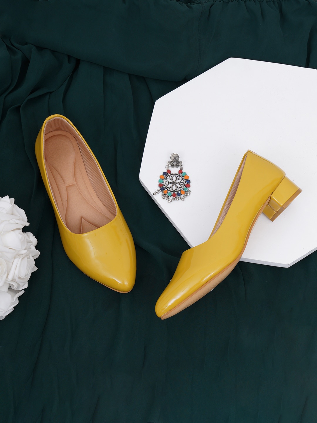

Misto Mustard Block Pumps