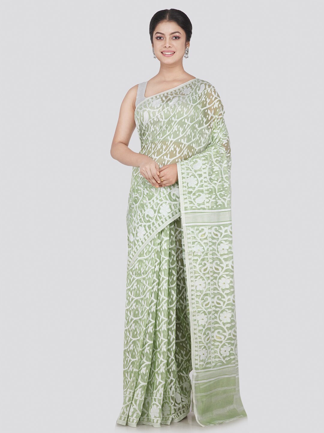 

PinkLoom Women Green & White Woven Design Pure Cotton Jamdani Saree