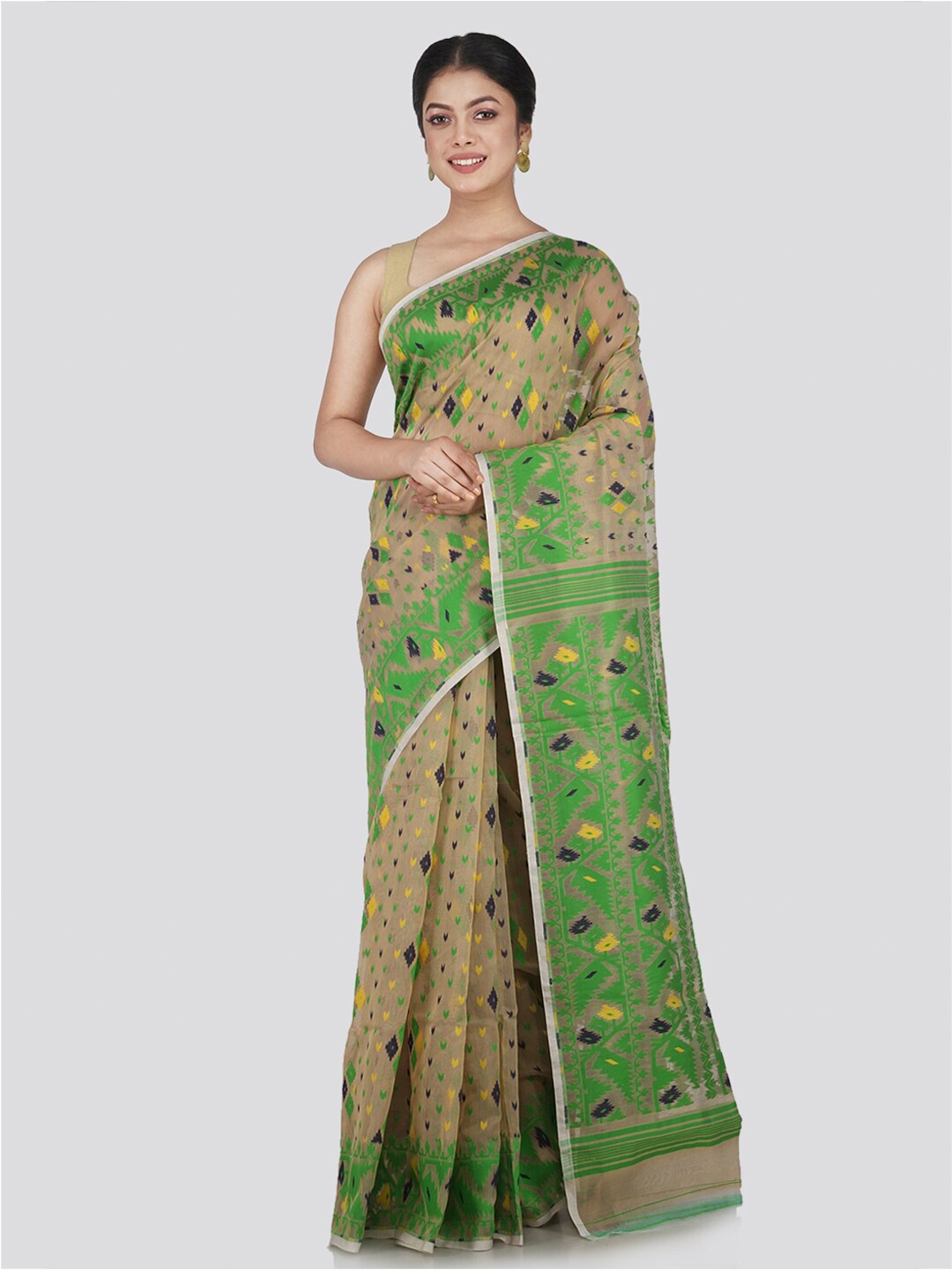 

PinkLoom Women Beige & Green Woven Design Pure Cotton Jamdani Saree