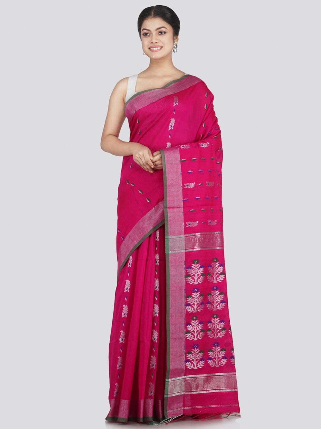 

PinkLoom Women Pink & Green Cotton Blend Woven Design Saree