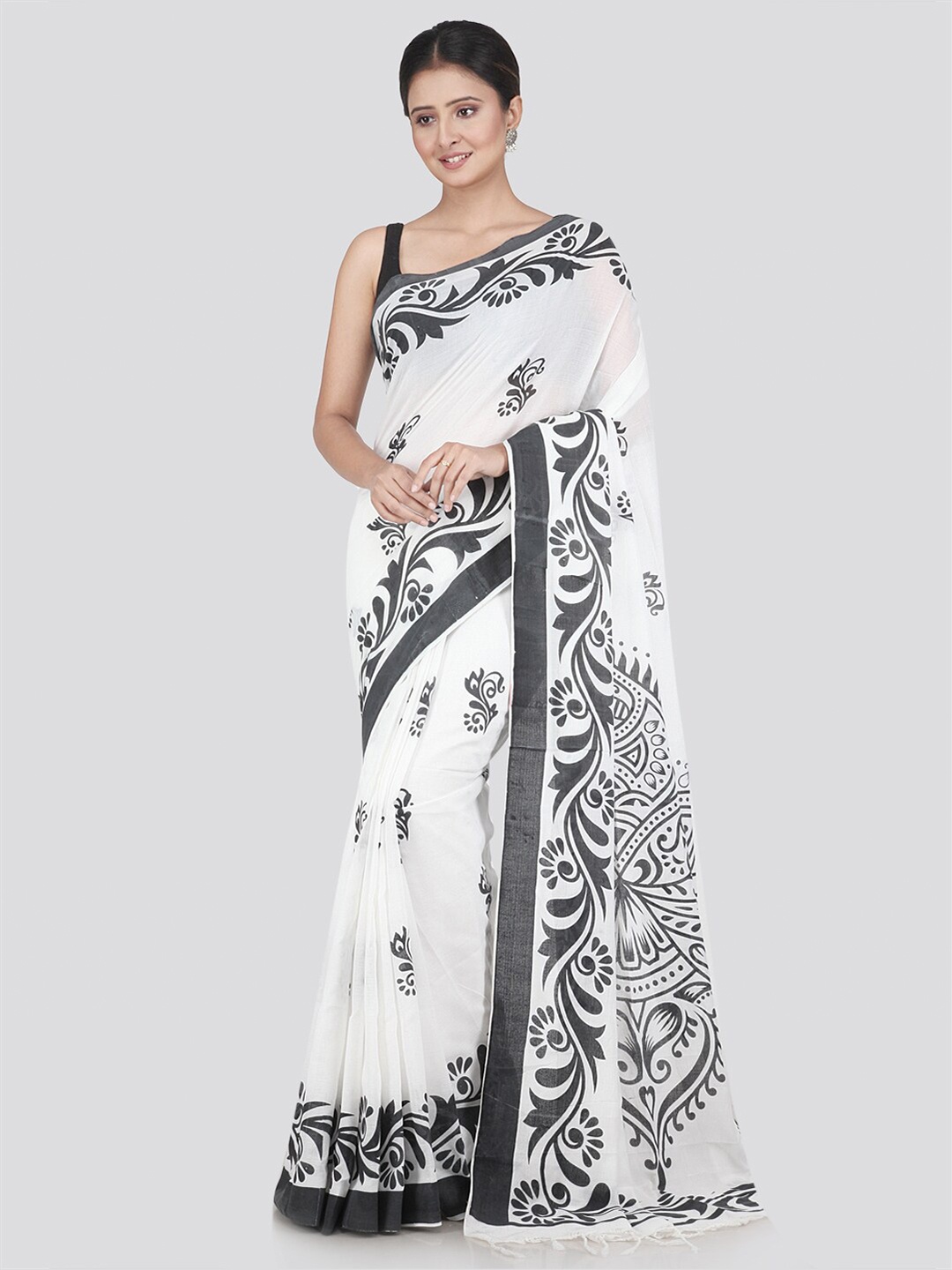 

PinkLoom White & Black Floral Pure Cotton Saree