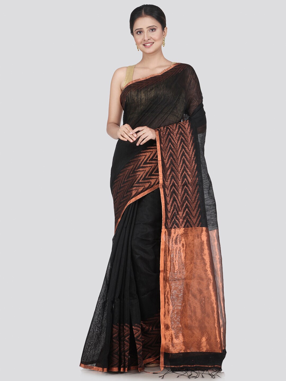 

PinkLoom Women Black & Copper-Toned Woven Design Jute Cotton Saree