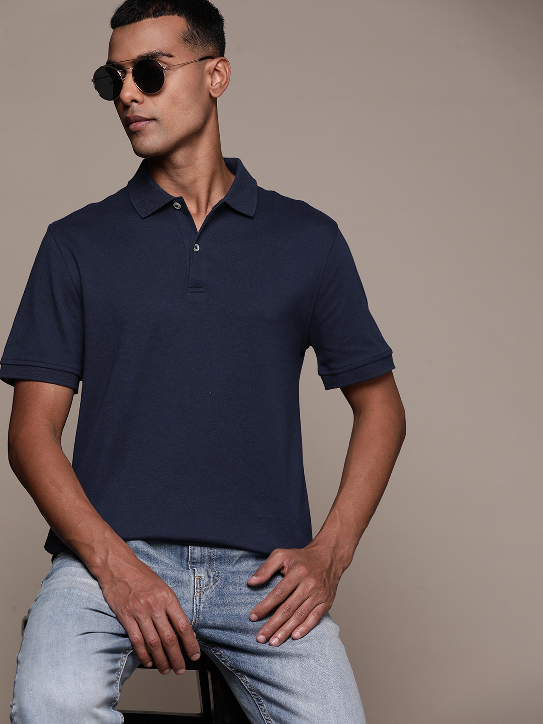 

Macy's Club Room Men Navy Blue Polo Collar Solid T-shirt