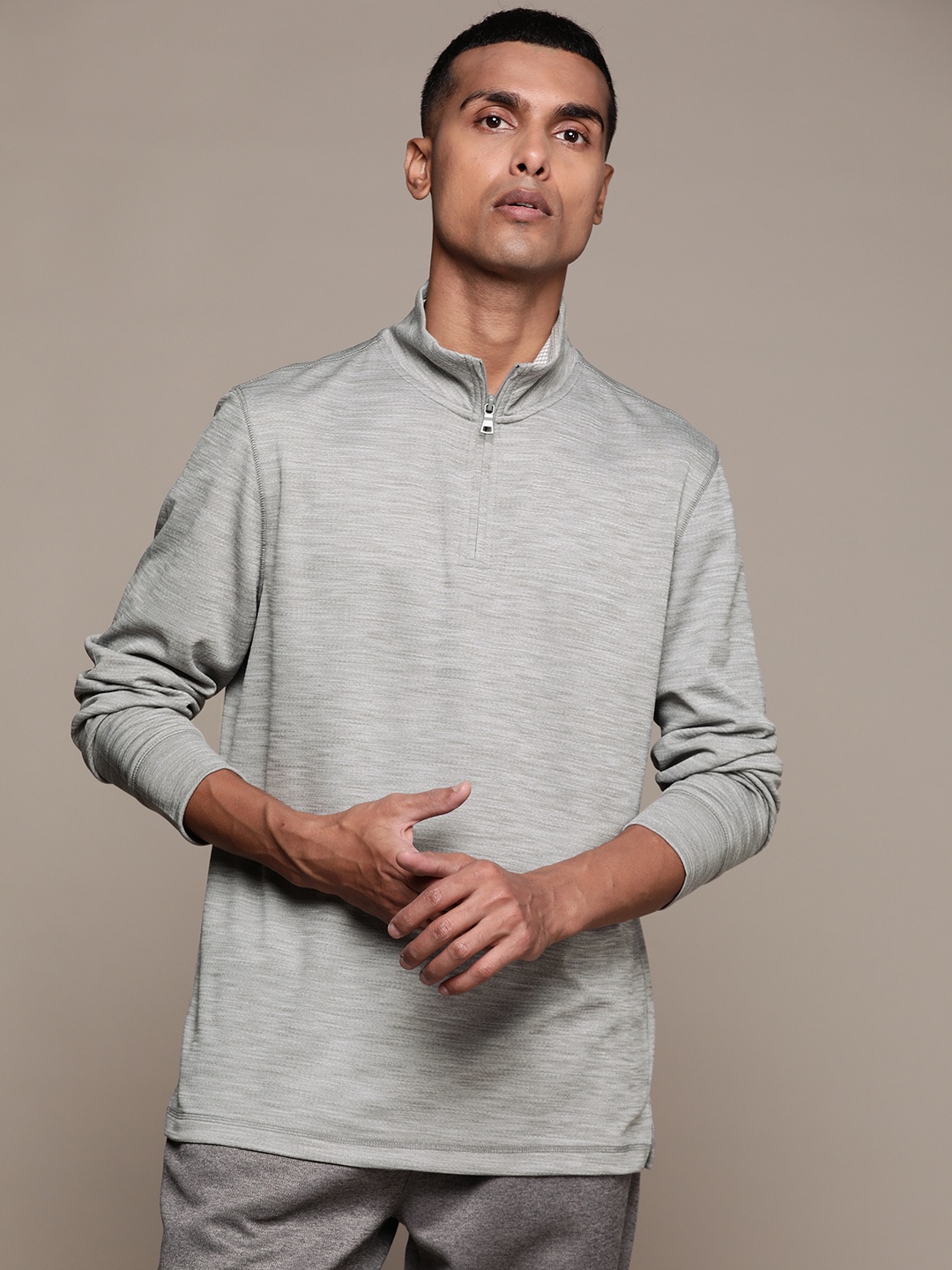 

Macy's Club Room Men Grey Melange High Neck T-shirt