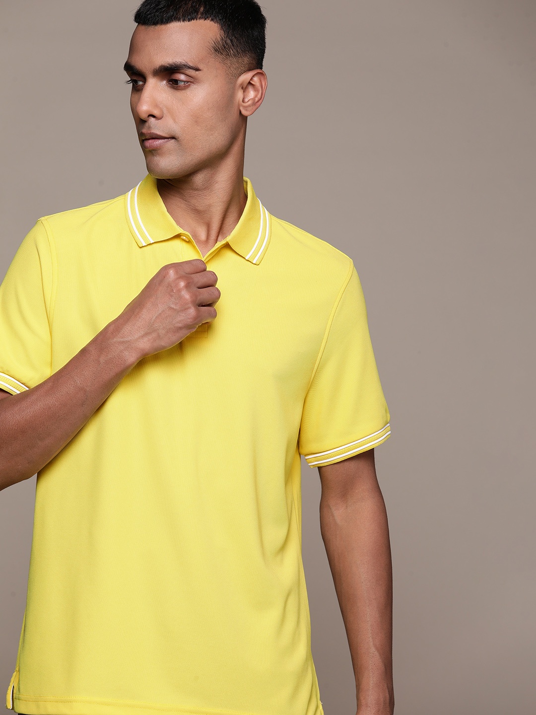 

Macy's Club Room Men Yellow Polo Collar T-shirt