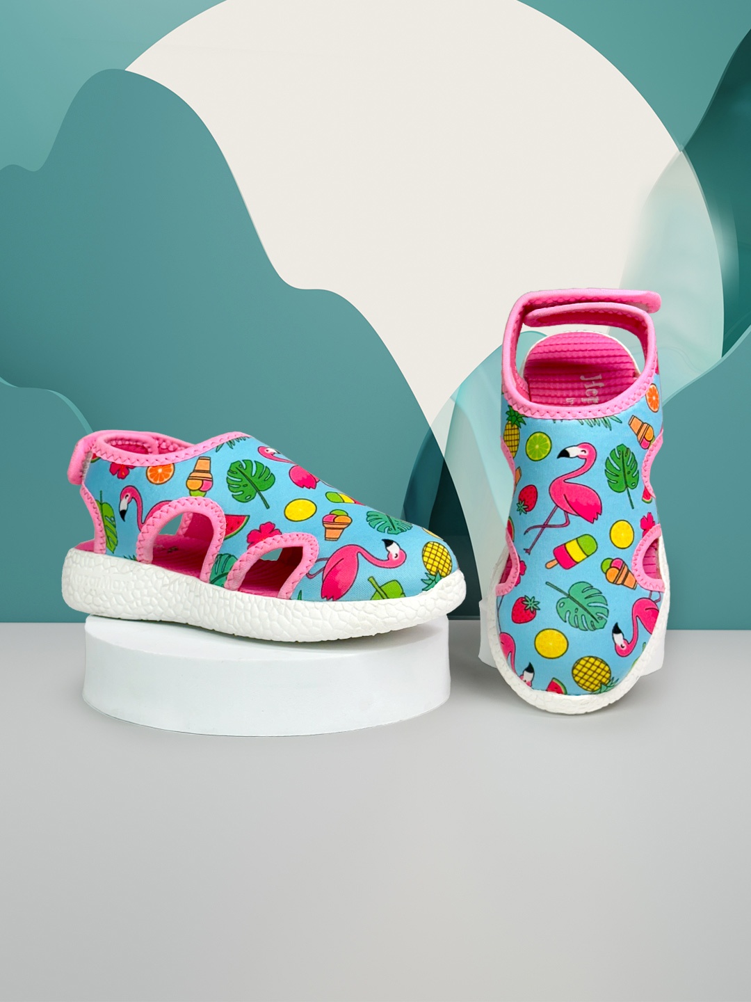 

KazarMax Girls Blue & Pink Flamingo Pop Art Printed Comfort Sandals