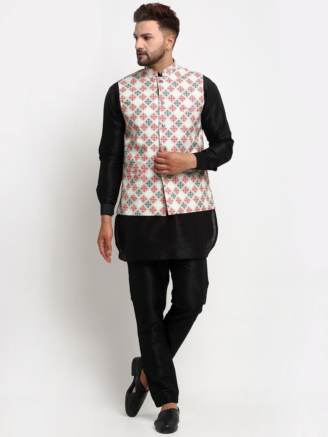 

Benstoke Men Black Paisley Layered Dupion Silk Kurti with Pyjamas