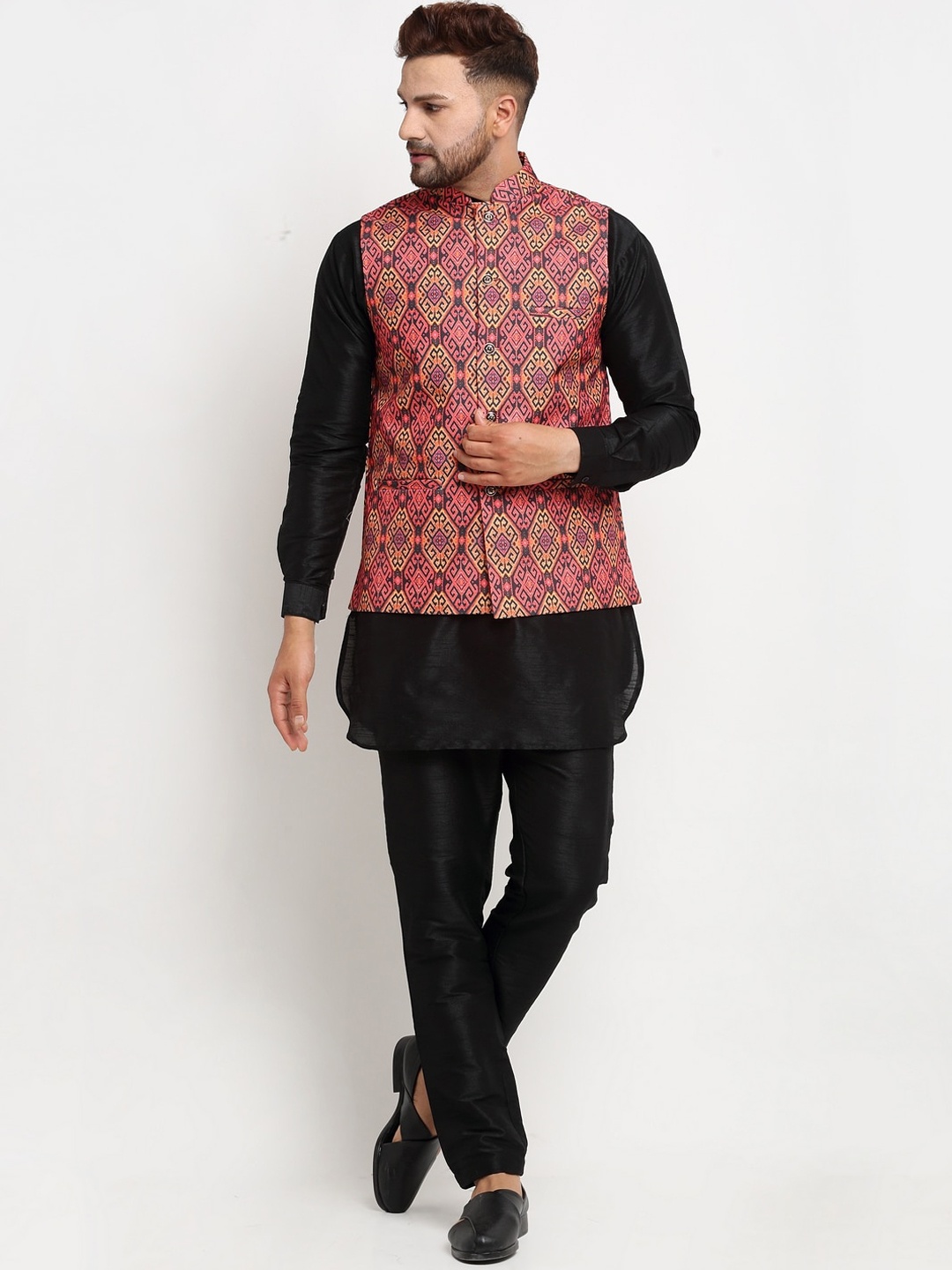 

Benstoke Men Black Paisley Dupion Silk Kurti with Pyjamas & Nehru Jacket