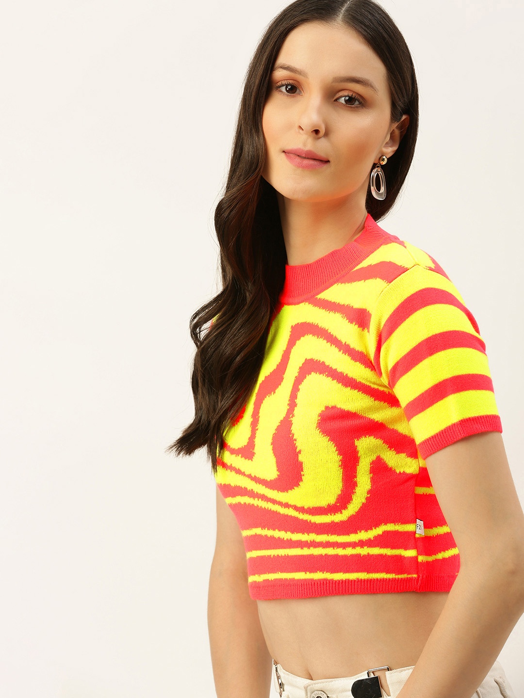 

FOREVER 21 Women Coral & Fluorescent Green Printed Crop Sweater