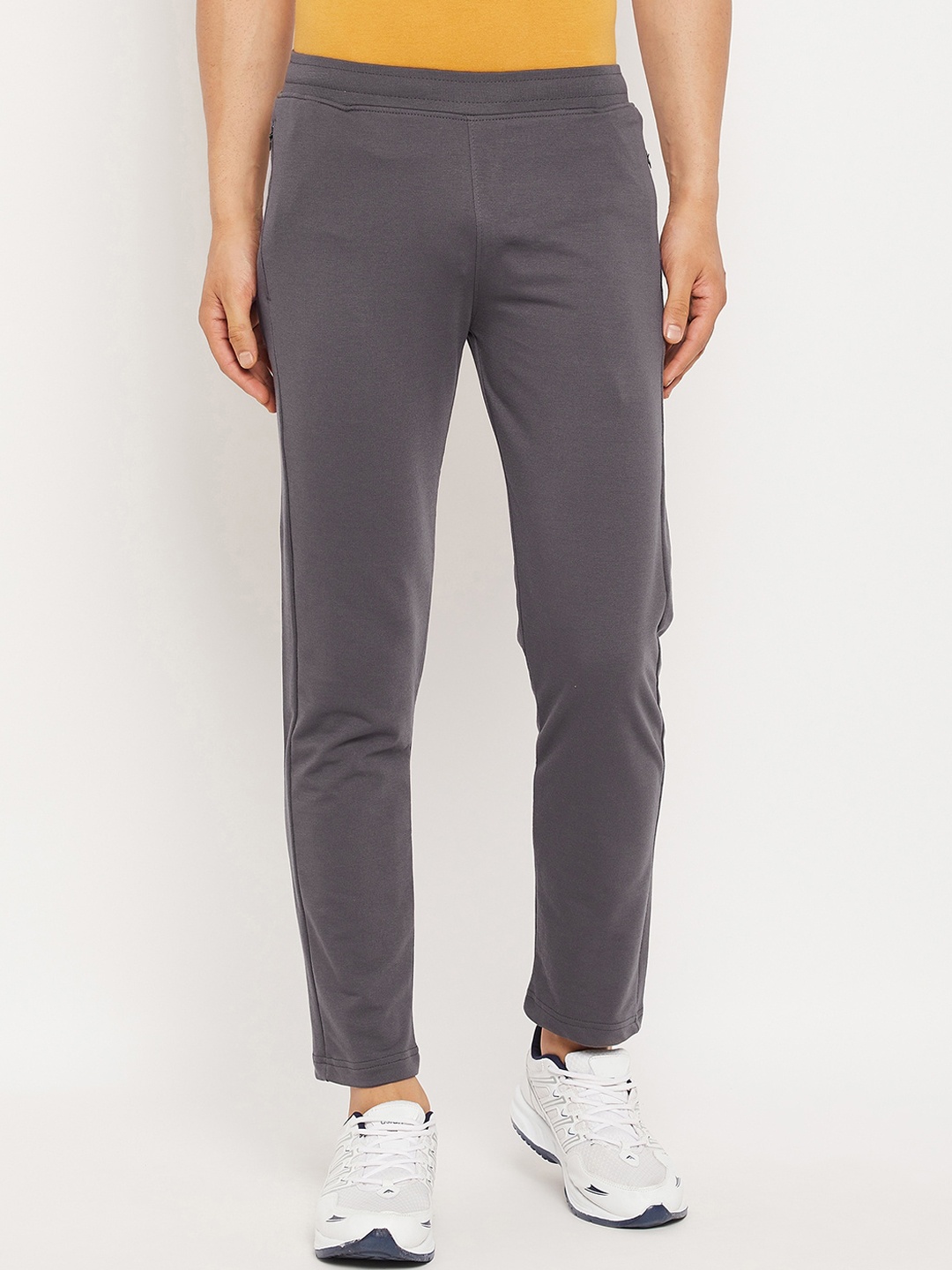 

Okane Men Grey Solid cotton Track Pants