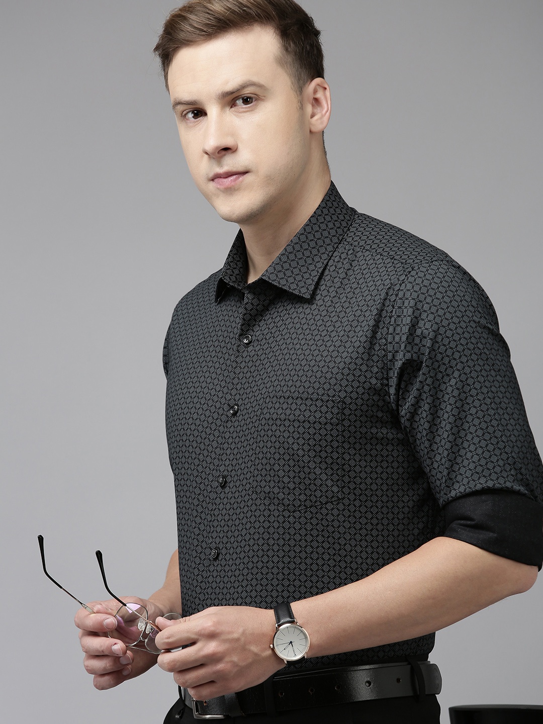 

Van Heusen Men Pure Cotton Slim Fit Opaque Printed Formal Shirt, Black