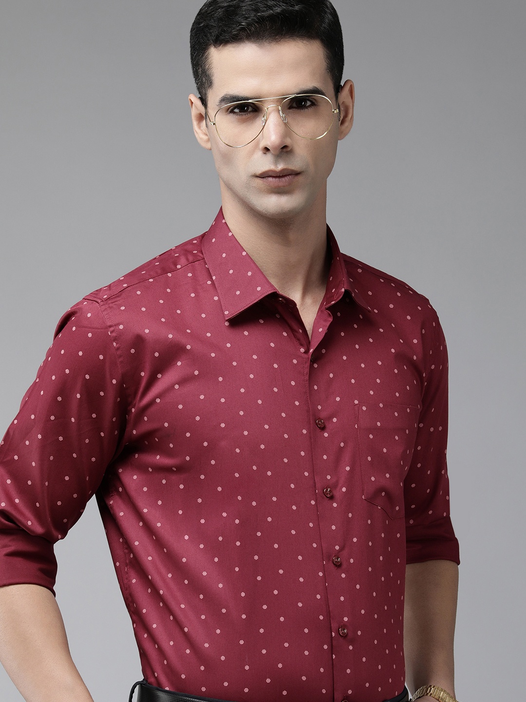 

Van Heusen Slim Fit Geometric Printed Pure Cotton Formal Shirt, Maroon
